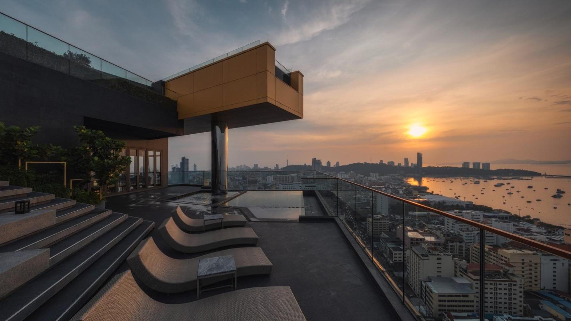 Edge By Thida * Pattaya
