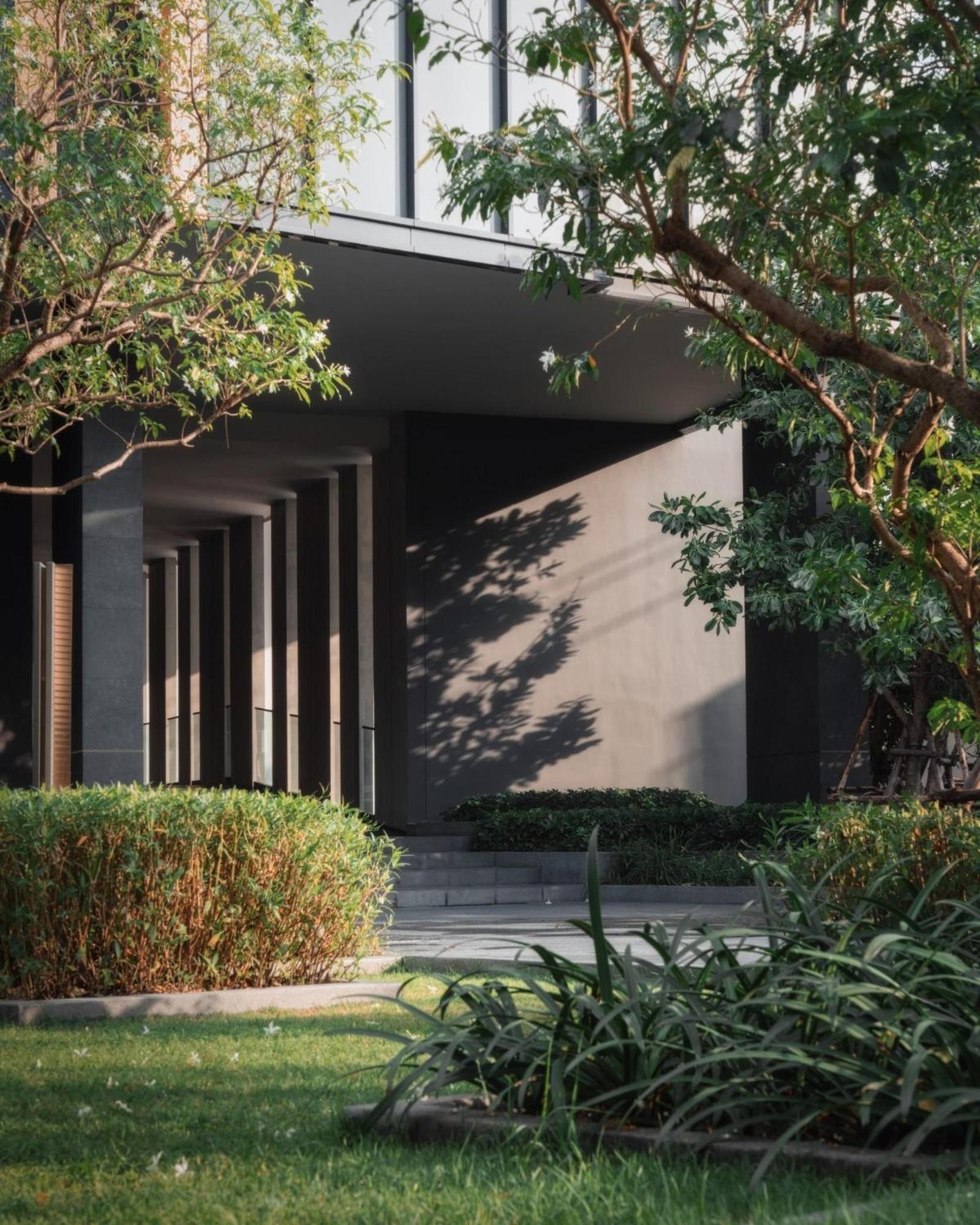 Edge By Thida Apartment